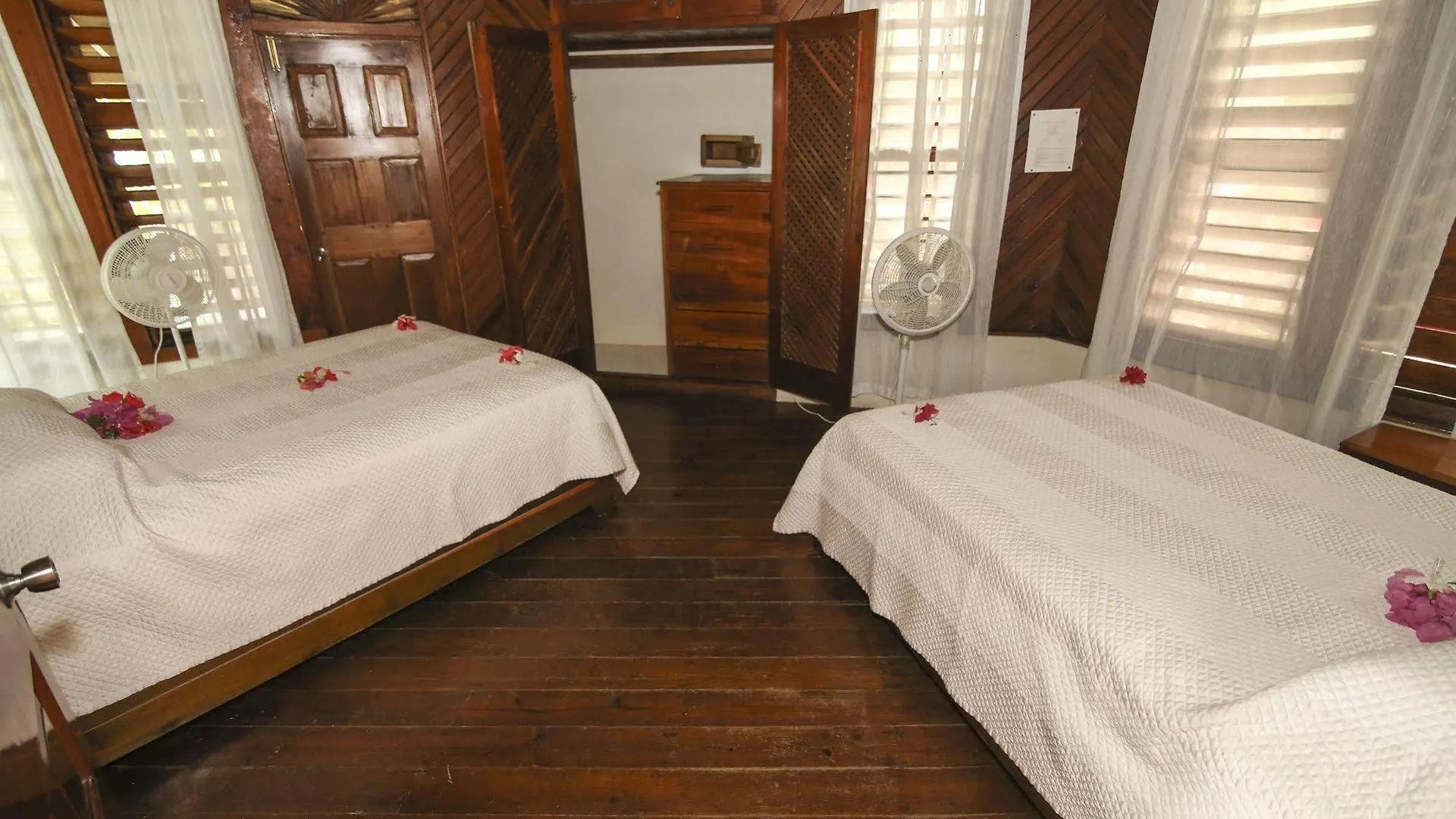 Catcha Falling Star Negril Otel